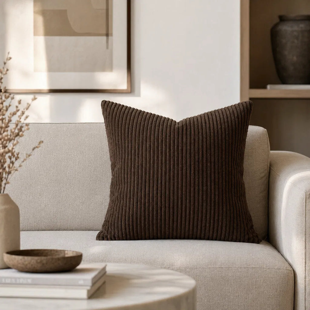 Coussin en Velours - Confort et Style pour Votre Intérieur | Marron foncé